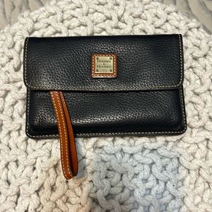 Dooney&Bourke wristlet